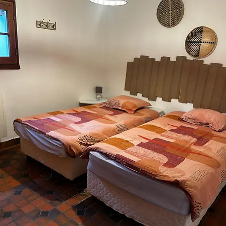 Capeden Maison Typique Hébergement de vacances