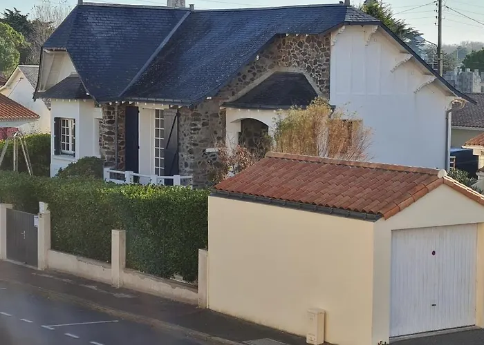 別荘 Capeden Maison Typique サンティレール・ド・リエ