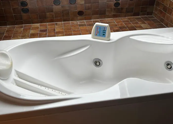 Capeden Maison Typique サンティレール・ド・リエ